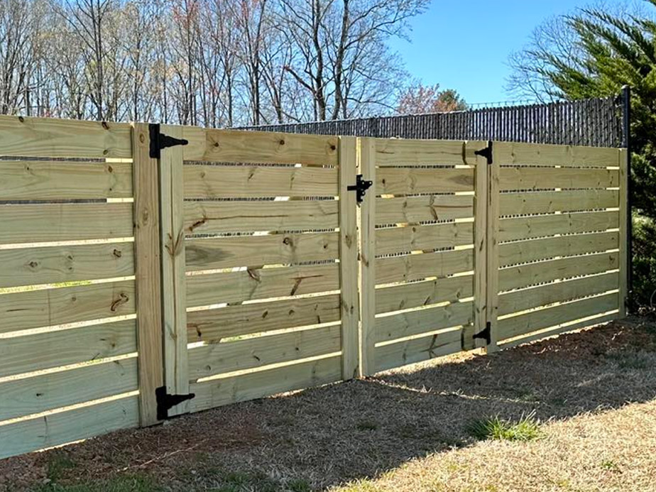 Commercial and Residential Gate Contractor in Hickory