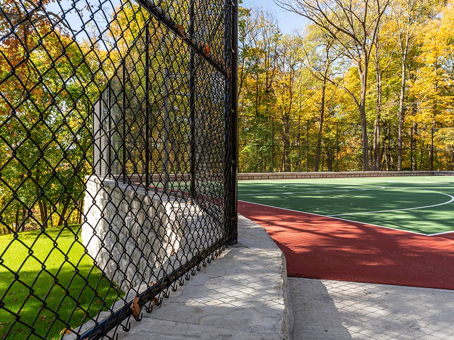 Chain link fence contractor in Hickory