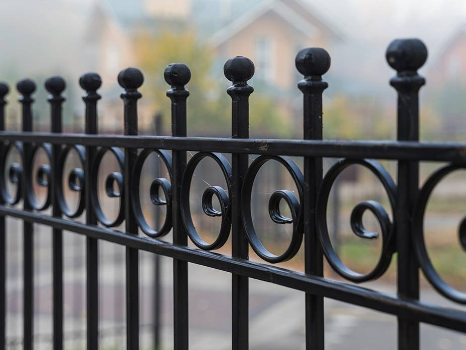 Decorative Fence Example in Newton North Carolina